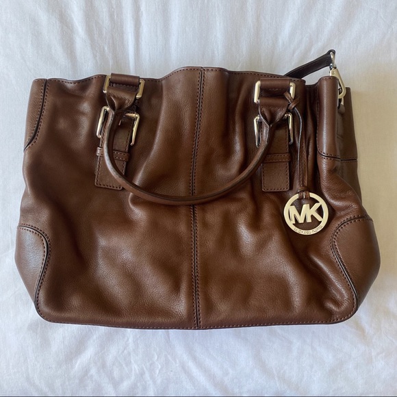 Michael Kors large brown crossbody / shoulder bag - Picture 1 of 13